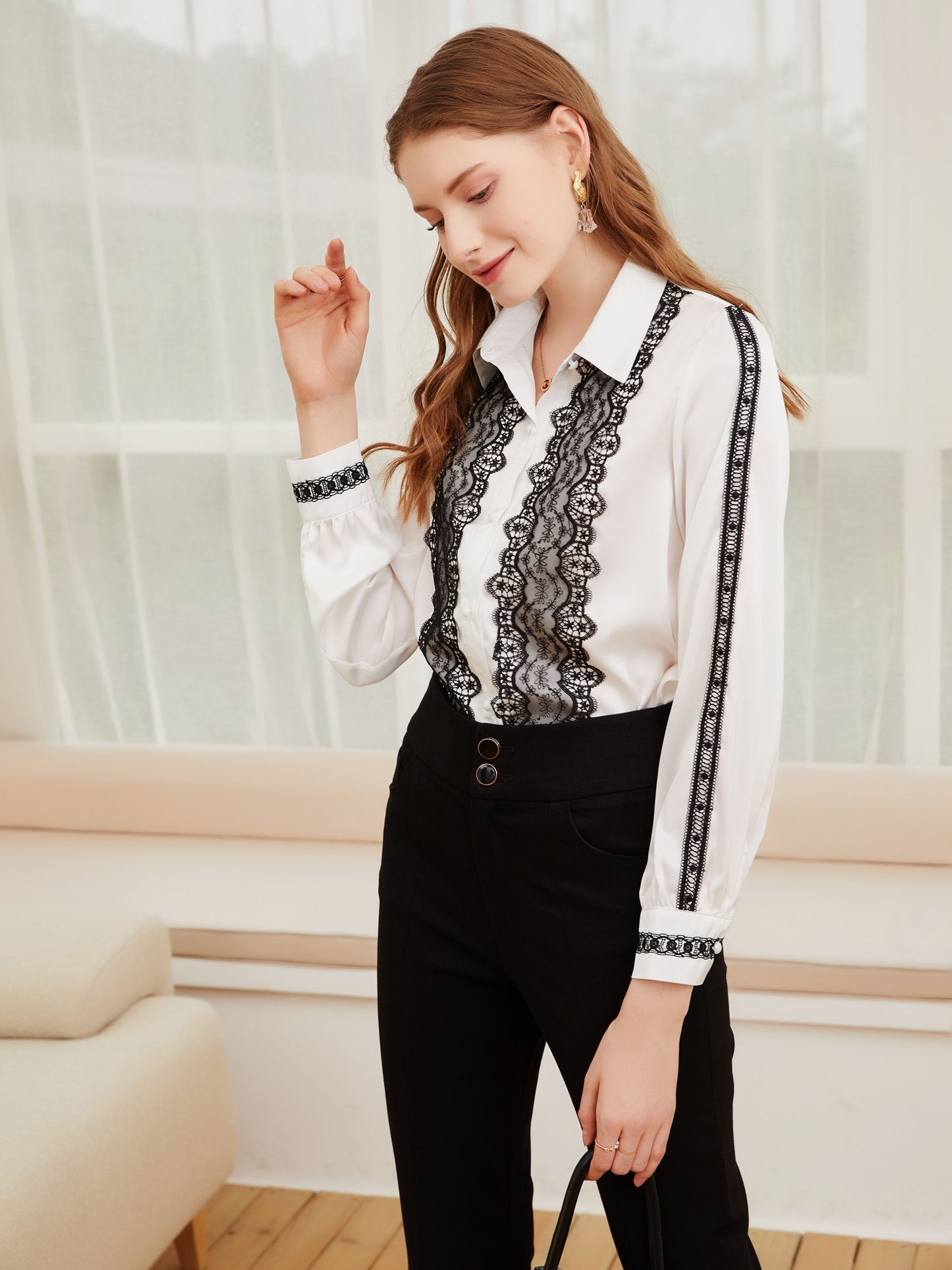 2021 spring and summer new European and American women's comfortable top fashion lace eyelash lace stitching blouse